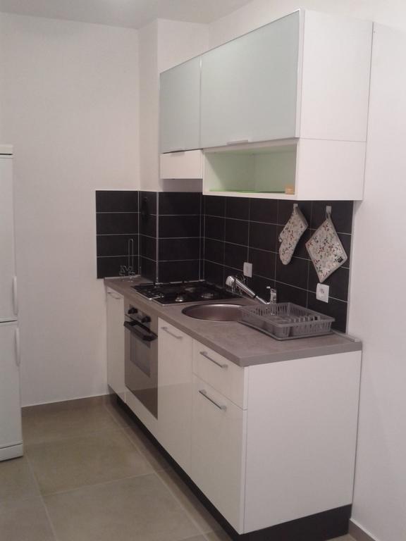 Apartment Melani Pula Eksteriør billede
